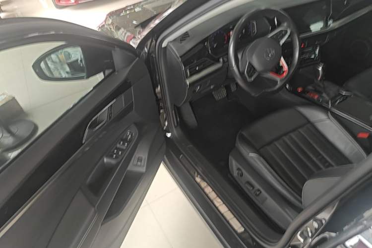 Used Volkswagen Passat 2022 330TSI Elite Edition Driver Seat