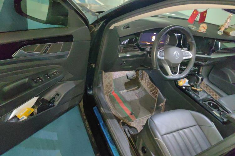 Used Volkswagen Passat 2022 330TSI Elite Edition Driver Seat