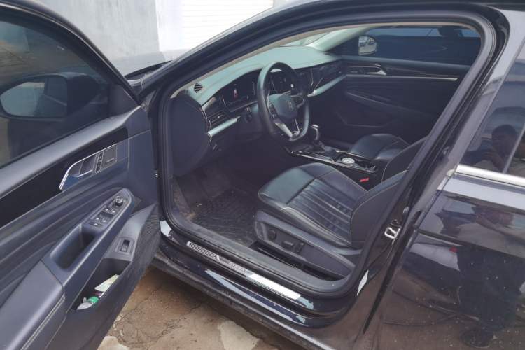 Used Volkswagen Passat 2022 330TSI Starry Elite Edition Driver Seat