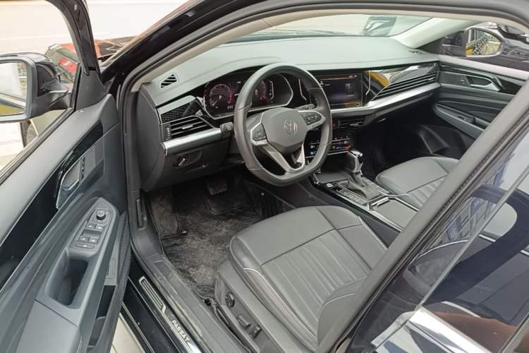 Used Volkswagen Passat 2022 330TSI Starry Elite Edition Driver Seat