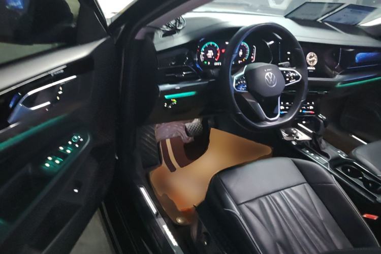 Used Volkswagen Passat 2022 330TSI Starry Luxury Edition Driver Seat