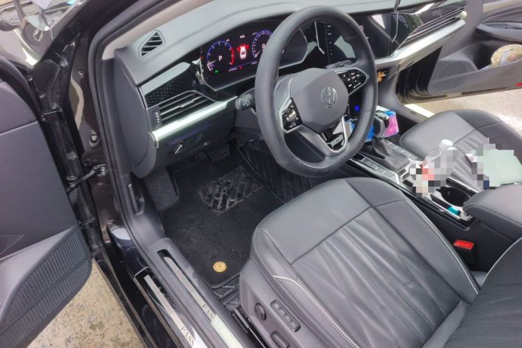 Used Volkswagen Passat 2022 330TSI Starry Luxury Edition Driver Seat