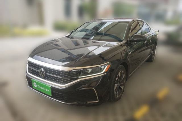 Volkswagen Passat 2022 330TSI Starry Elite Edition usata