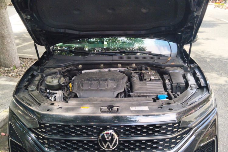 Used Volkswagen Passat 2022 330TSI Starry Elite Edition Engine Bay