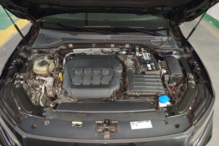 Used Volkswagen Passat 2022 330TSI Starry Luxury Edition Engine Bay