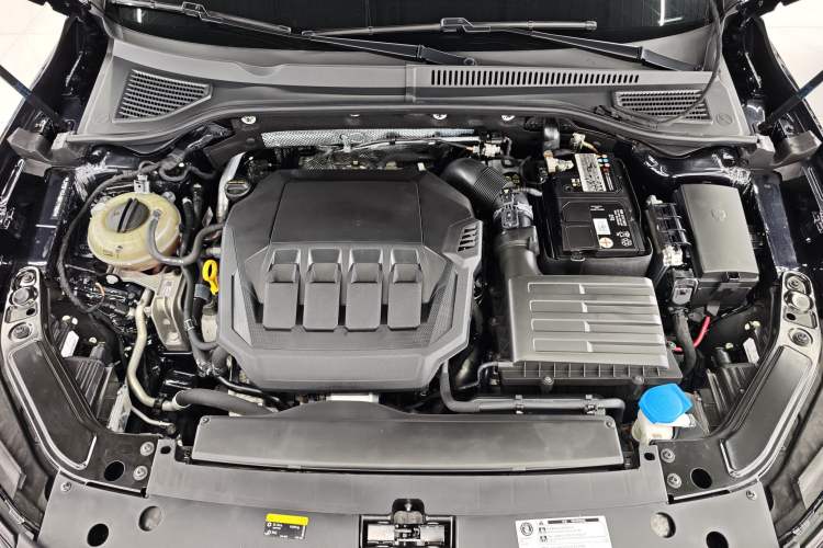 Used Volkswagen Passat 2022 330TSI Starry Elite Edition Engine Bay