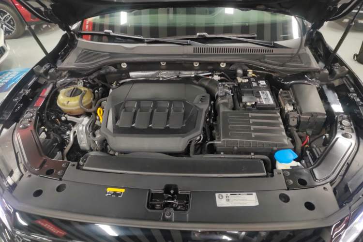 Used Volkswagen Passat 2022 330TSI Starry Elite Edition Custom Version Engine Bay