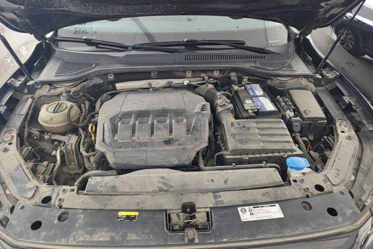 Used Volkswagen Passat 2022 330TSI Starry Luxury Edition Engine Bay