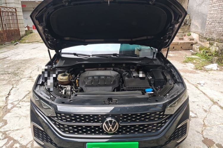 Used Volkswagen Passat 2022 330TSI Starry Luxury Edition Engine Bay