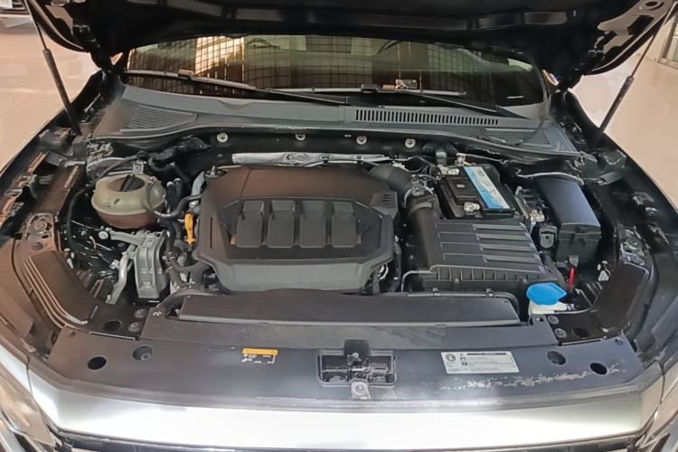 Used Volkswagen Passat 2022 330TSI Elite Edition Engine Bay