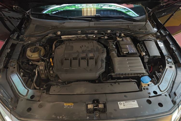 Used Volkswagen Passat 2022 330TSI Elite Edition Custom Version Engine Bay