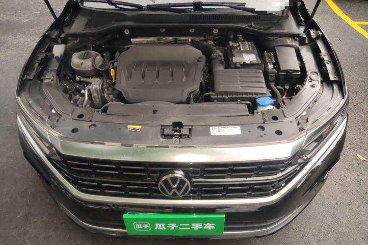 Used Volkswagen Passat 2022 330TSI Luxury Edition Engine Bay