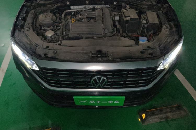 Used Volkswagen Passat 2022 280TSI Business Edition Engine Bay