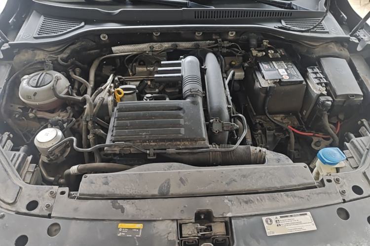 Used Volkswagen Passat 2022 280TSI Business Edition Engine Bay