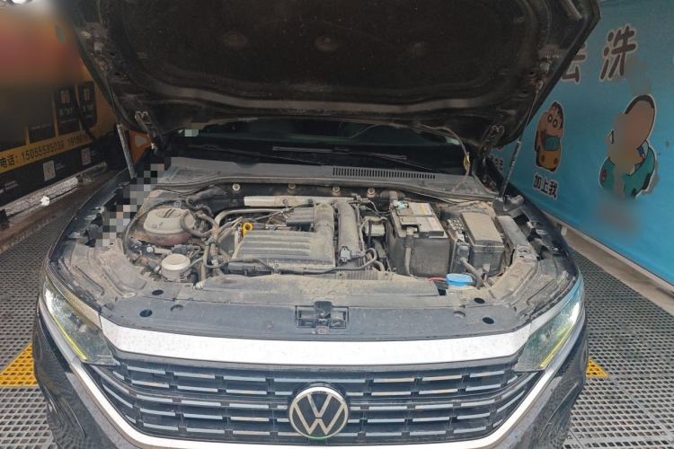 Used Volkswagen Passat 2022 280TSI Elite Edition Engine Bay