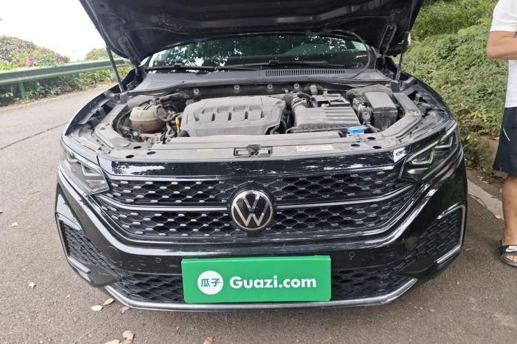 Used Volkswagen Passat 2022 330TSI Starry Luxury Edition Engine Bay