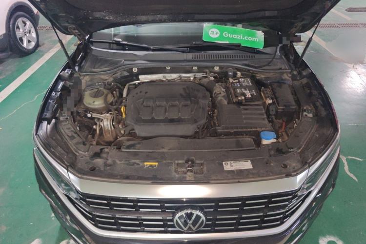 Used Volkswagen Passat 2022 330TSI Elite Edition Engine Bay