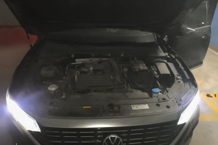 Used Volkswagen Passat 2022 280TSI Elite Edition Engine Bay