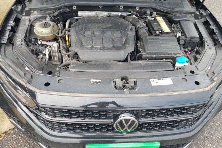 Used Volkswagen Passat 2022 330TSI Starry Luxury Edition Engine Bay