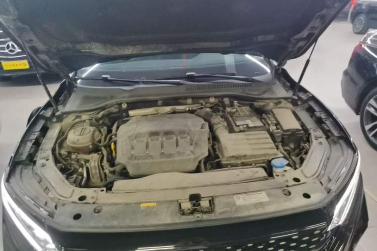 Used Volkswagen Passat 2022 330TSI Starry Luxury Edition Engine Bay