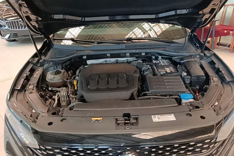 Used Volkswagen Passat 2022 330TSI Starry Luxury Edition Engine Bay