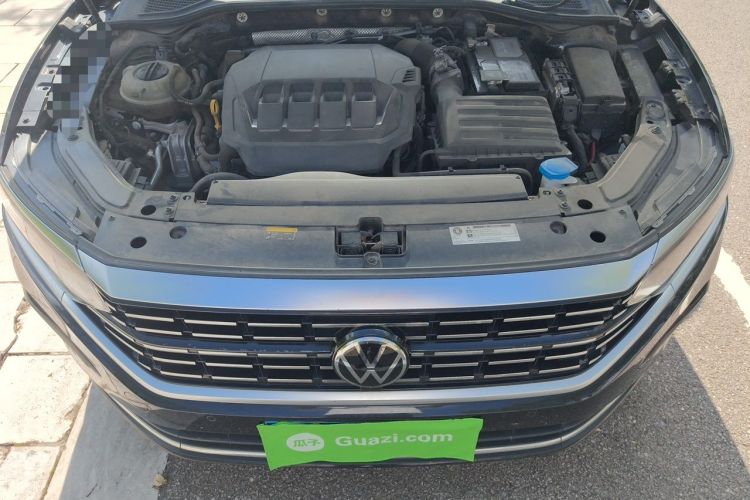 Used Volkswagen Passat 2022 330TSI Luxury Edition Engine Bay