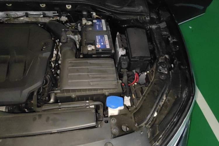 Used Volkswagen Passat 2022 330TSI Starry Luxury Edition Engine Bay Left