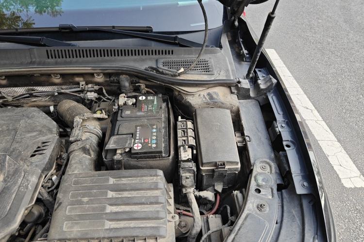 Used Volkswagen Passat 2022 330TSI Starry Luxury Edition Engine Bay Left