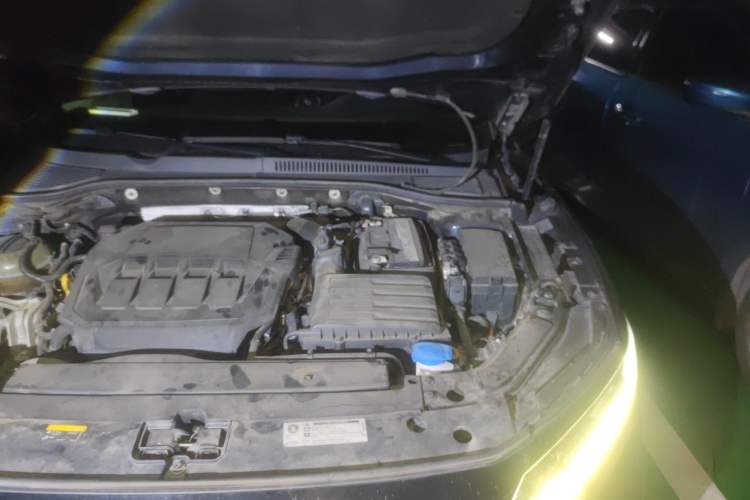 Used Volkswagen Passat 2022 330TSI Starry Luxury Edition Engine Bay Left