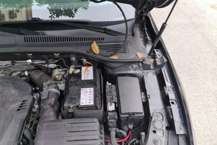 Used Volkswagen Passat 2022 330TSI Starry Luxury Edition Engine Bay Left