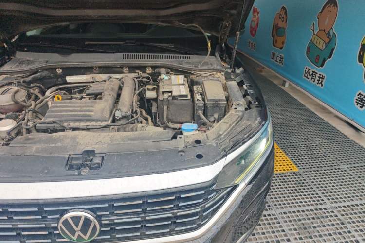Used Volkswagen Passat 2022 280TSI Elite Edition Engine Bay Left