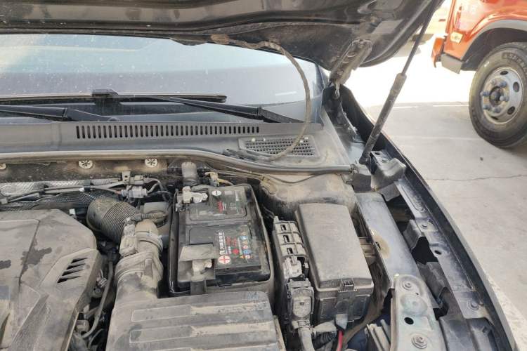 Used Volkswagen Passat 2022 330TSI Starry Luxury Edition Engine Bay Left