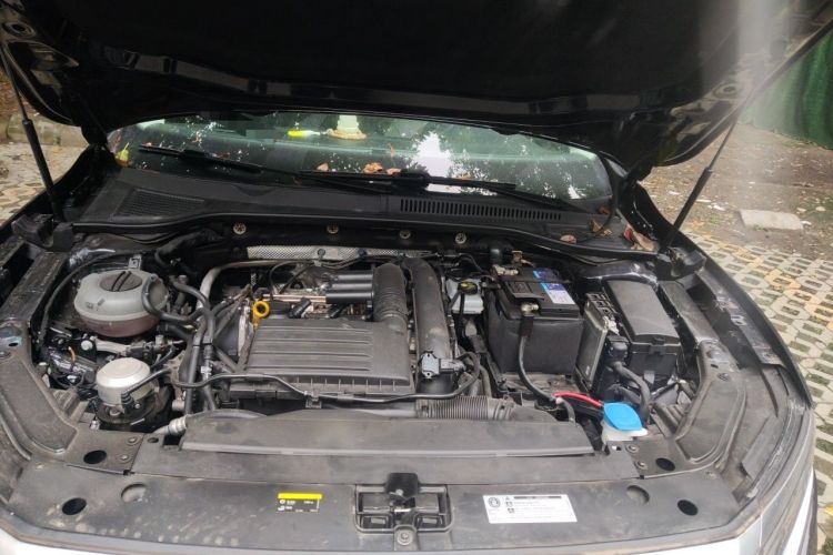 Used Volkswagen Passat 2022 280TSI Business Edition Engine Bay Left