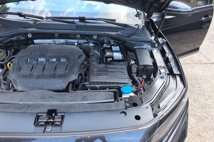 Used Volkswagen Passat 2022 330TSI Elite Edition Engine Bay Left