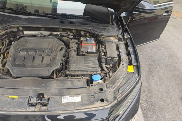 Used Volkswagen Passat 2022 330TSI Starry Elite Edition Engine Bay Left