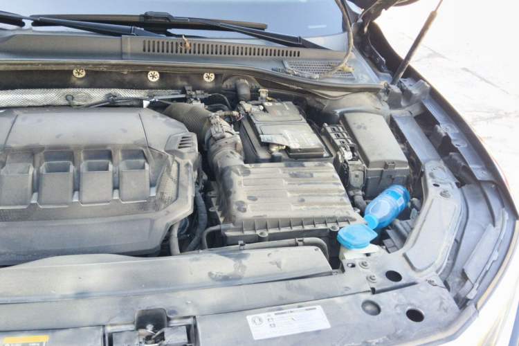 Used Volkswagen Passat 2022 330TSI Elite Edition Engine Bay Left