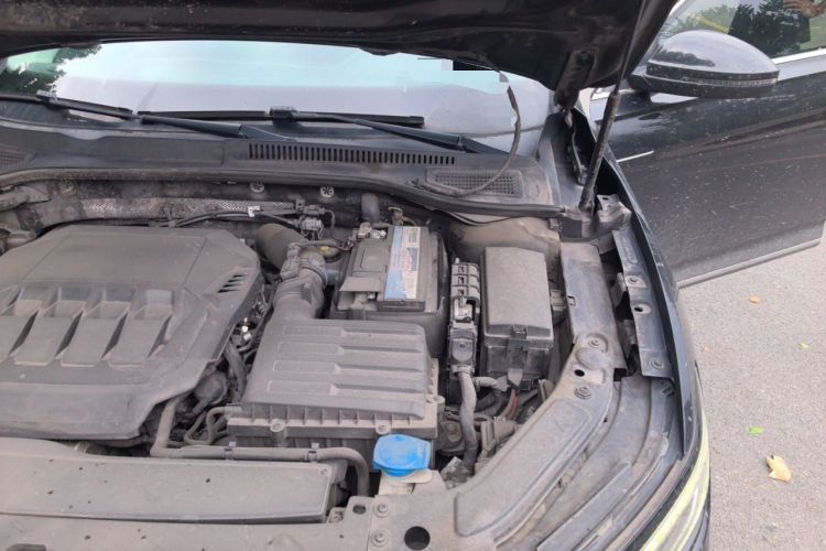 Used Volkswagen Passat 2022 330TSI Starry Luxury Edition Engine Bay Left