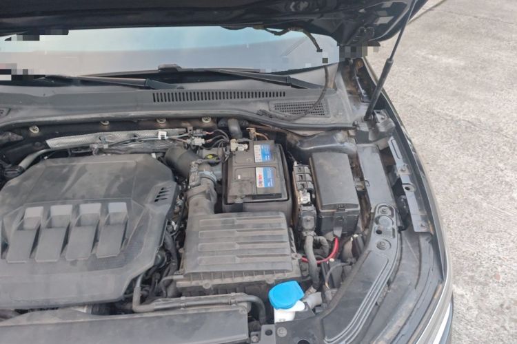 Used Volkswagen Passat 2022 330TSI Luxury Edition Engine Bay Left