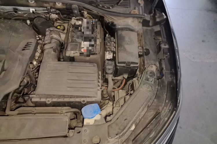 Used Volkswagen Passat 2022 330TSI Luxury Edition Engine Bay Left