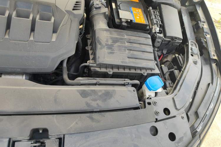 Used Volkswagen Passat 2022 330TSI Starry Luxury Edition Engine Bay Left