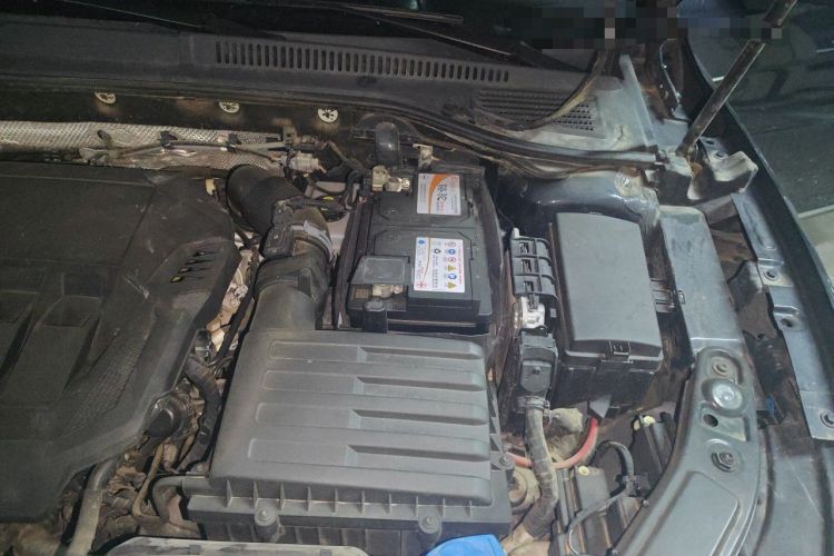 Used Volkswagen Passat 2022 330TSI Luxury Edition Engine Bay Left