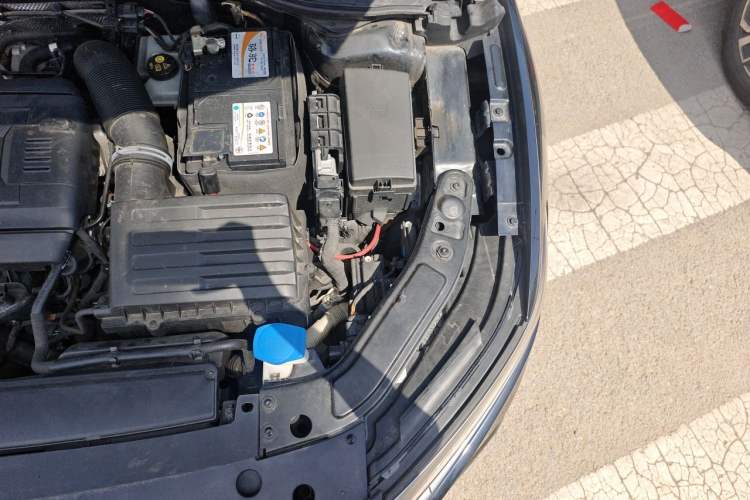 Used Volkswagen Passat 2022 380TSI Flagship Edition Engine Bay Left