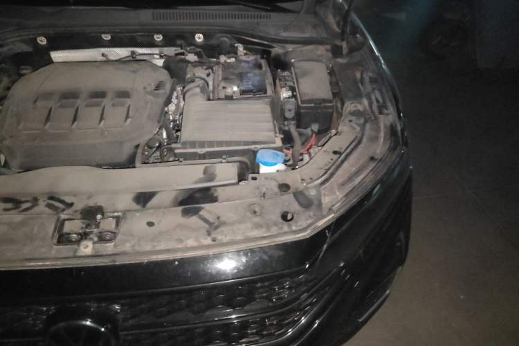 Used Volkswagen Passat 2022 330TSI Starry Elite Edition Engine Bay Left