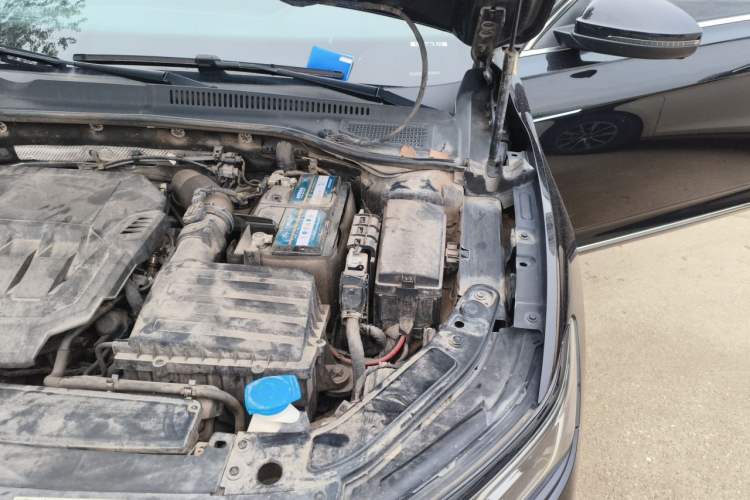 Used Volkswagen Passat 2022 330TSI Starry Luxury Edition Engine Bay Left