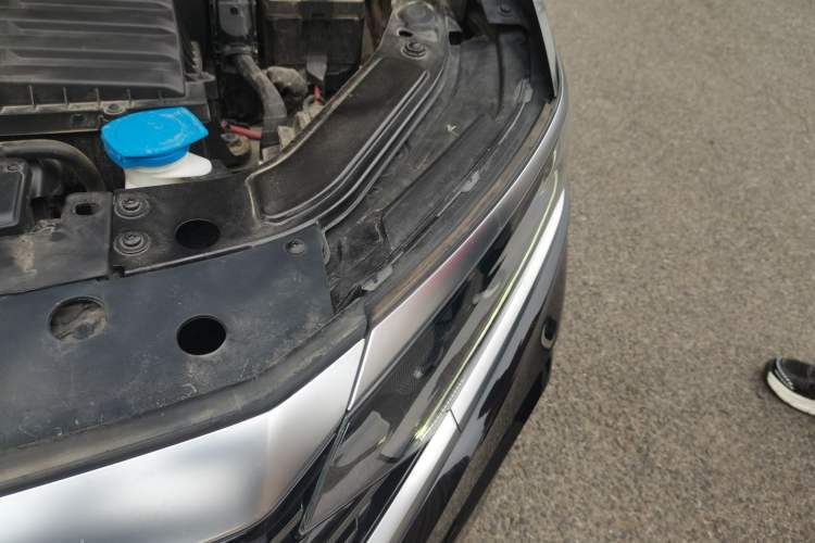 Used Volkswagen Passat 2022 330TSI Elite Edition Engine Bay Left