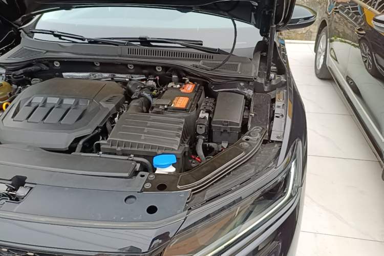 Used Volkswagen Passat 2022 330TSI Starry Elite Edition Engine Bay Left