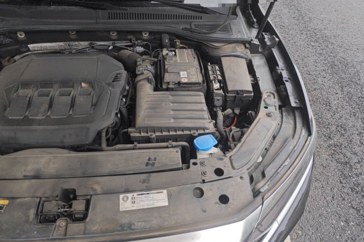 Used Volkswagen Passat 2022 330TSI Luxury Edition Engine Bay Left