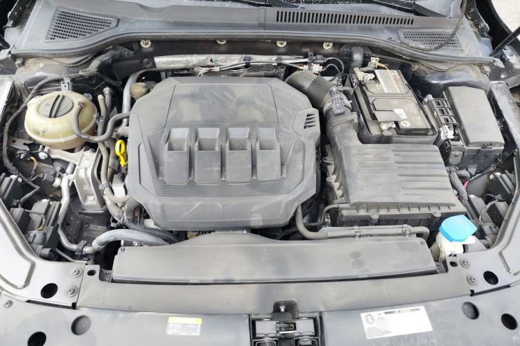 Used Volkswagen Passat 2022 330TSI Luxury Edition Engine Bay