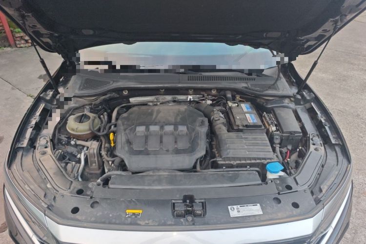 Used Volkswagen Passat 2022 330TSI Luxury Edition Engine Bay
