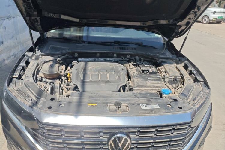 Used Volkswagen Passat 2022 330TSI Elite Edition Engine Bay